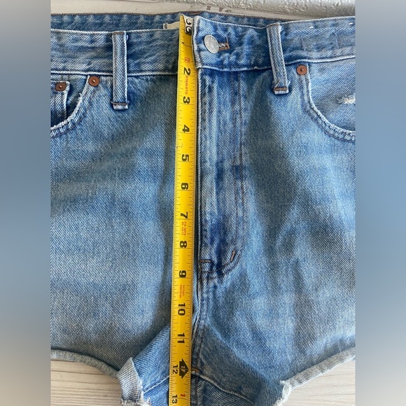 Madewell Relaxed Denim Jean Shorts Distressed Raw Hem ND697 Women’s Size 30 - Picture 8 of 9